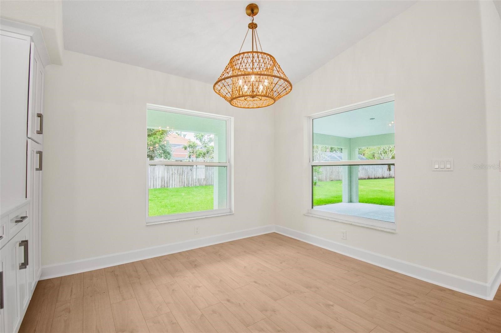 18 Central Pl Property Photo 20
