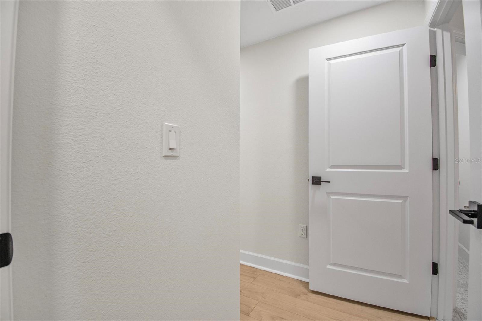 18 Central Pl Property Photo 27