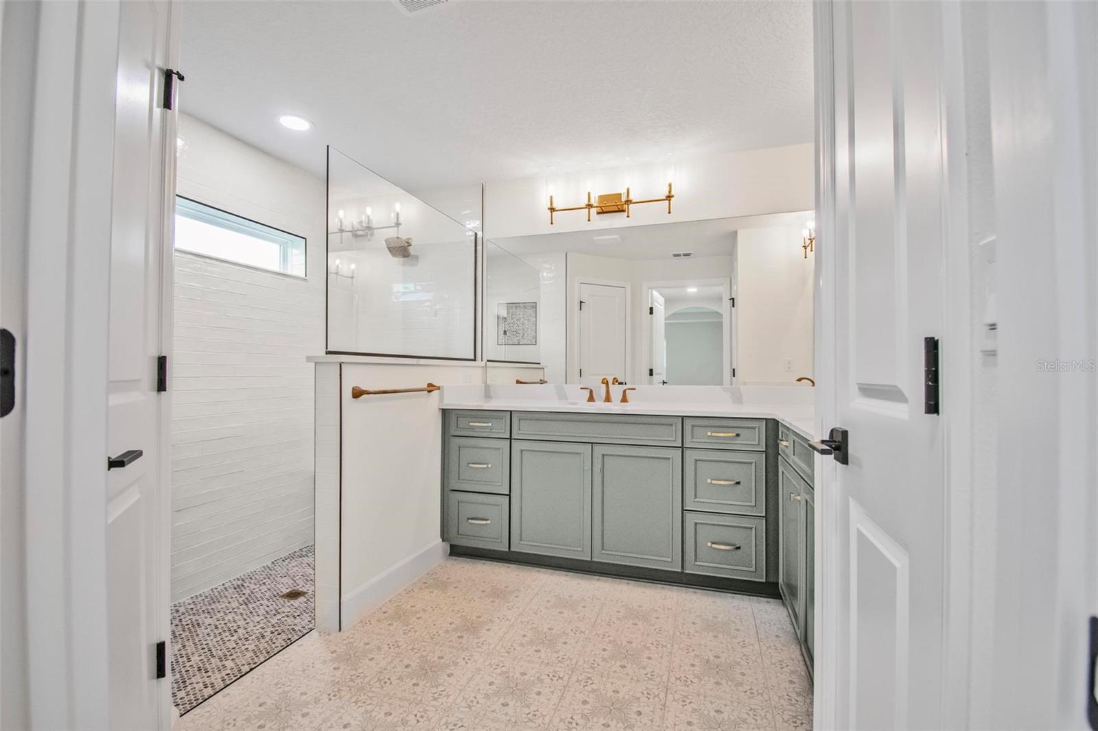 18 Central Pl Property Photo 34