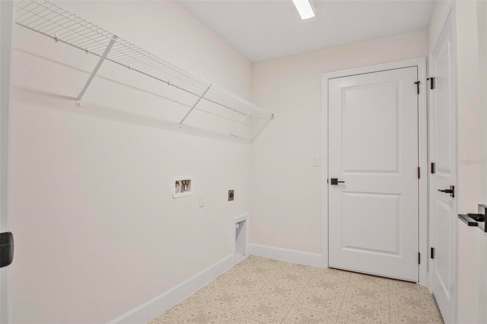 18 Central Pl Property Photo 41