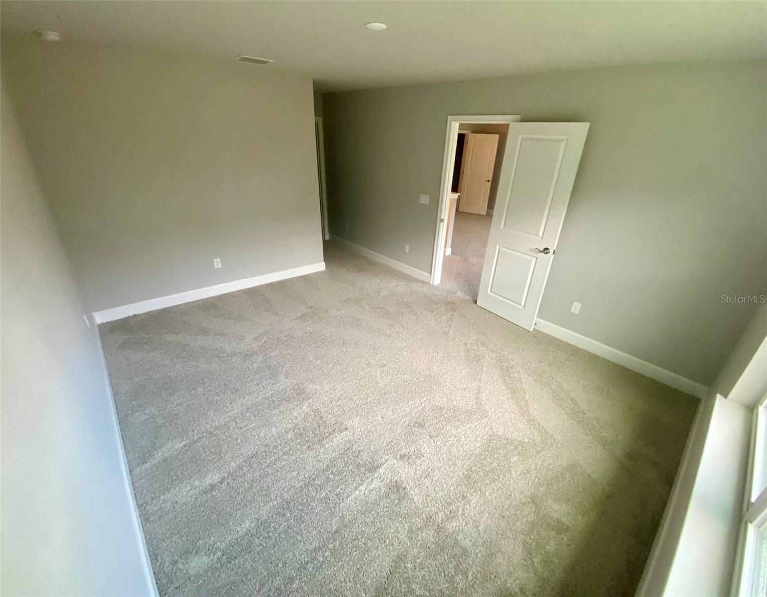 78 Longridge Ln Property Photo 11