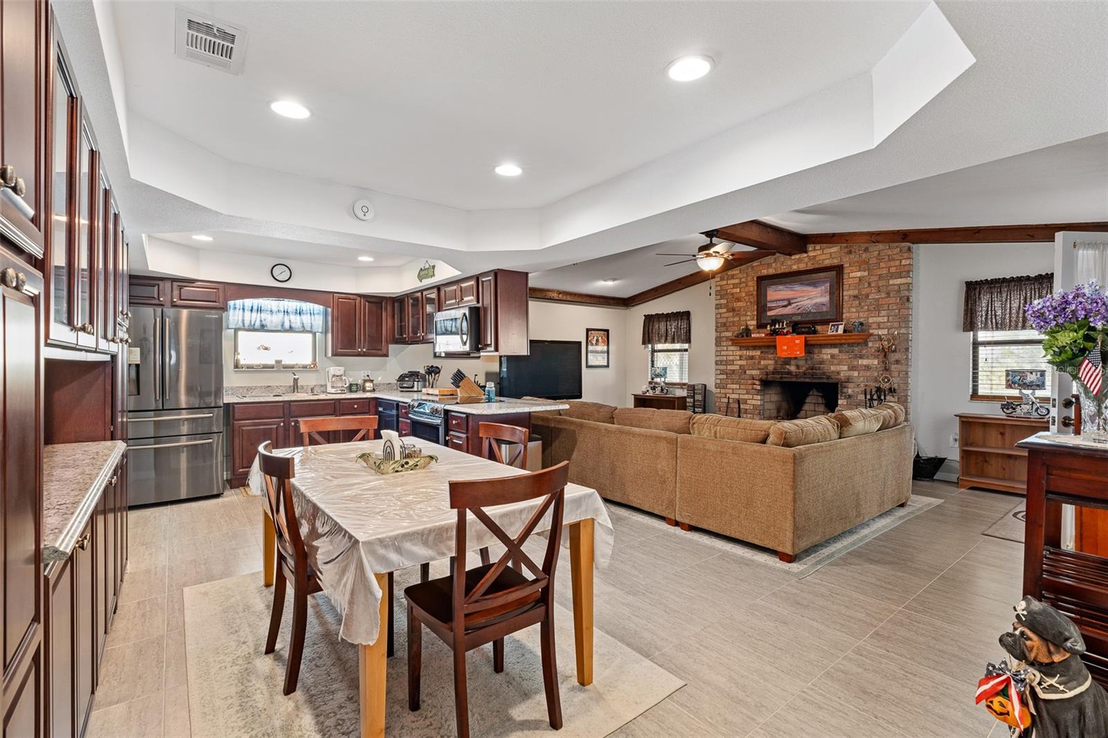 2008 N Daytona Ave Property Photo 16