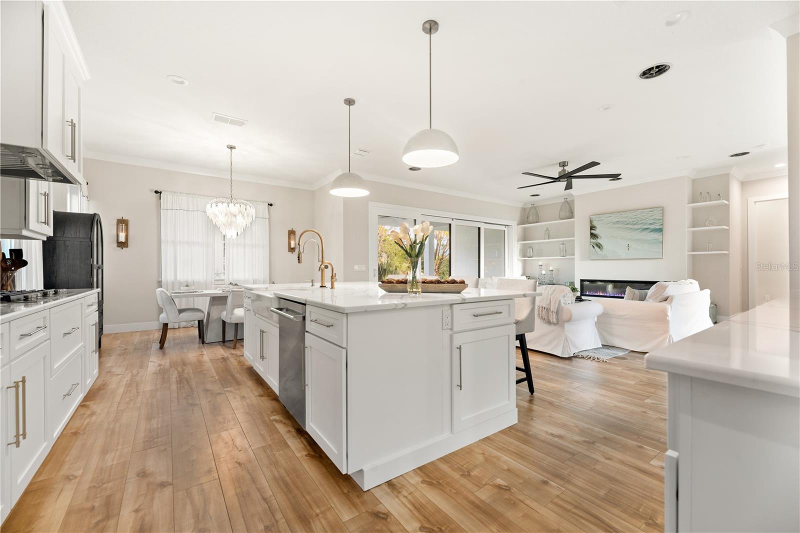 2549 Palm Ave Property Photo 17