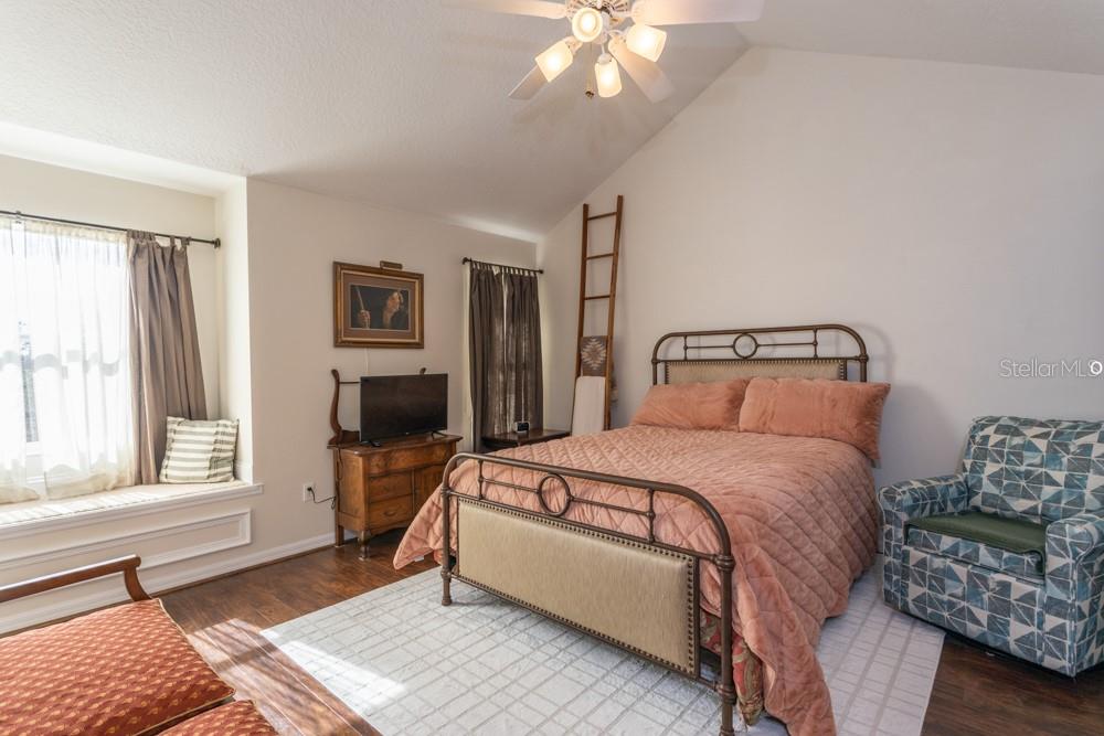5 Canterbury Woods Property Photo 28