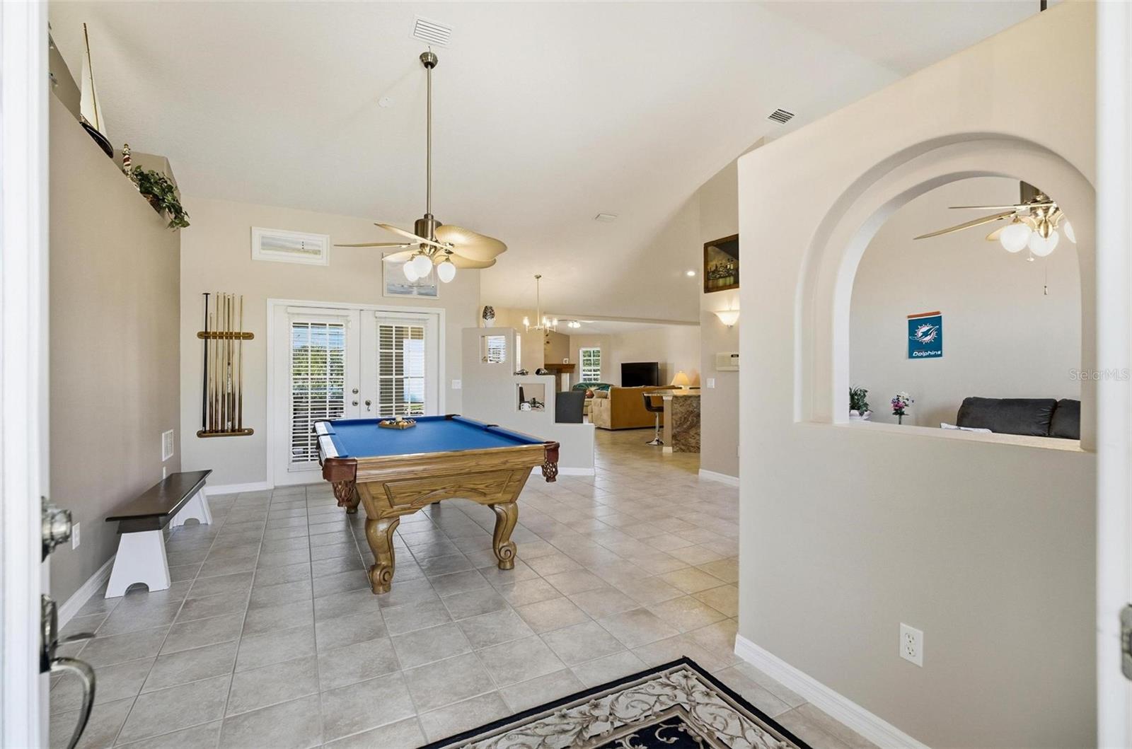 2 Cher Ct Property Photo 7