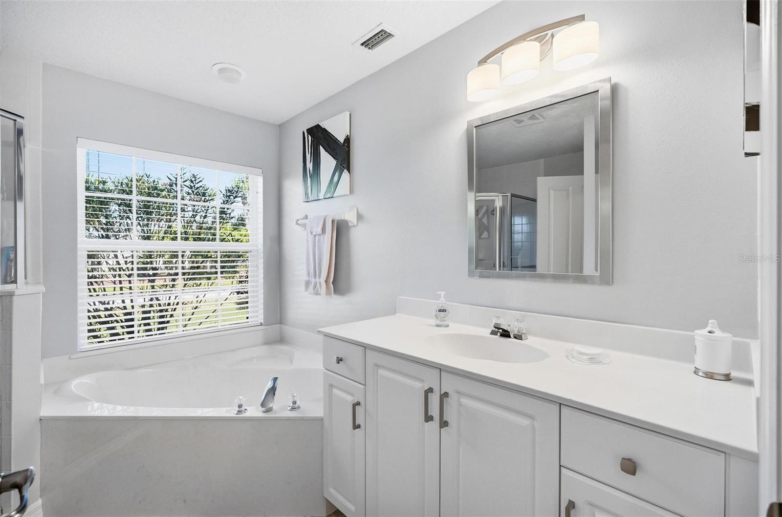 2 Cher Ct Property Photo 54