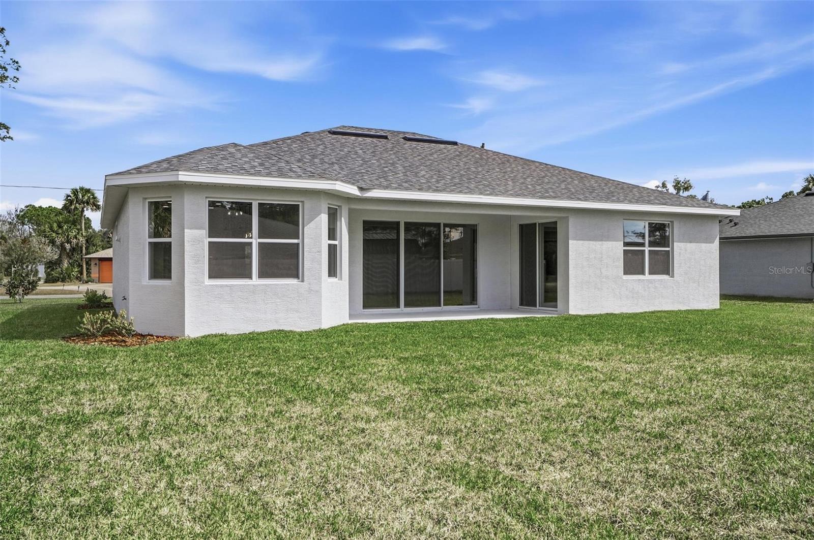 2 Biddle Pl Property Photo 4