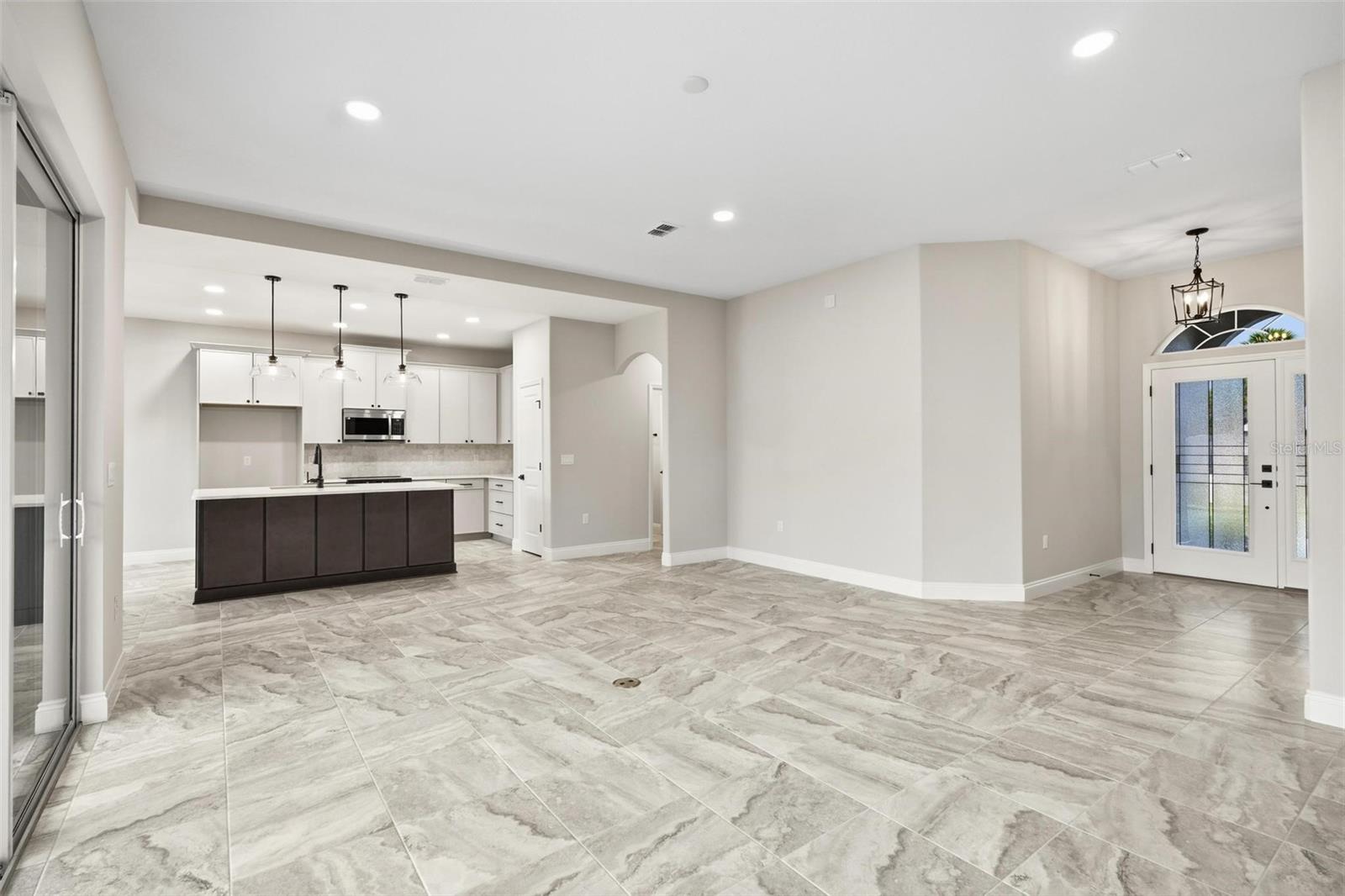 2 Biddle Pl Property Photo 13