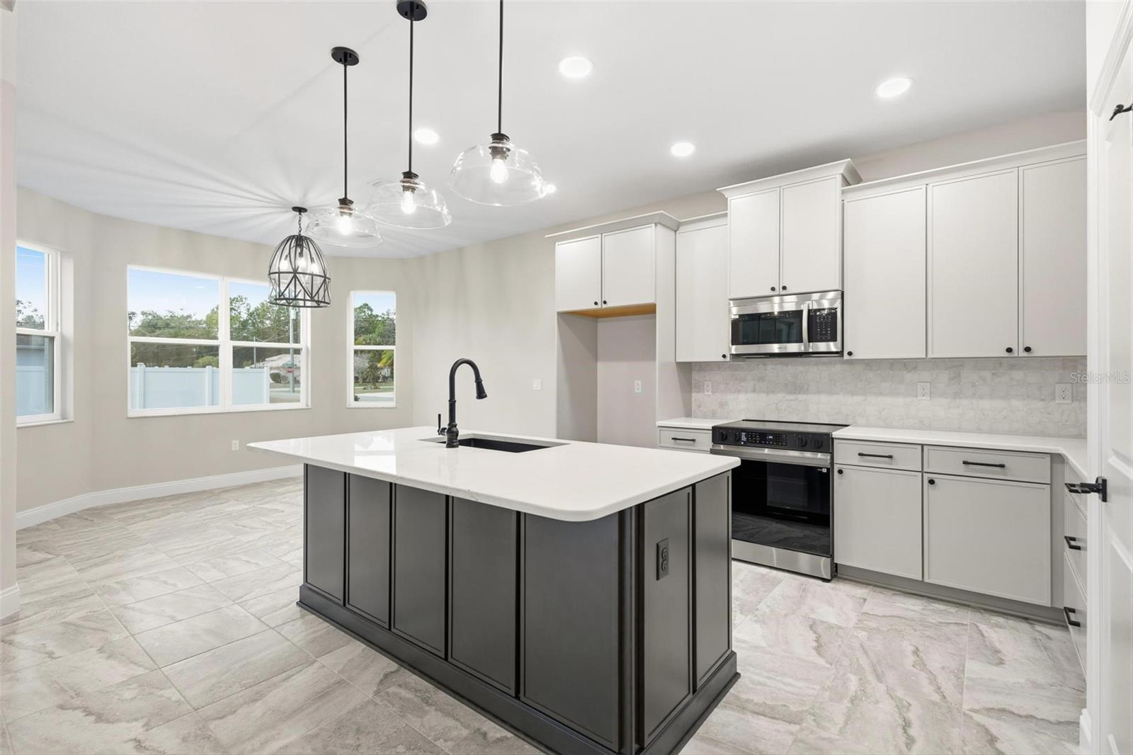 2 Biddle Pl Property Photo 19