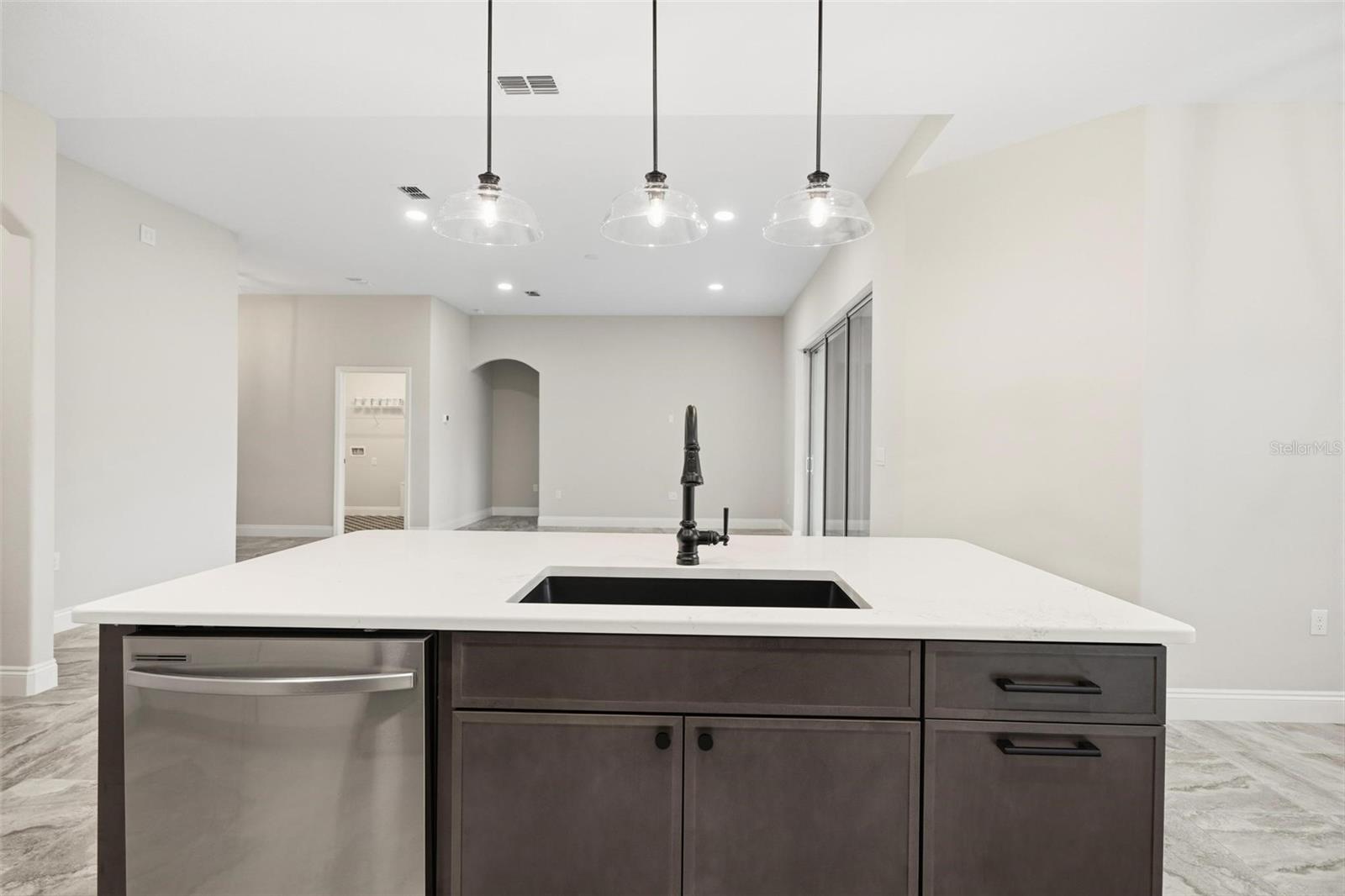 2 Biddle Pl Property Photo 21
