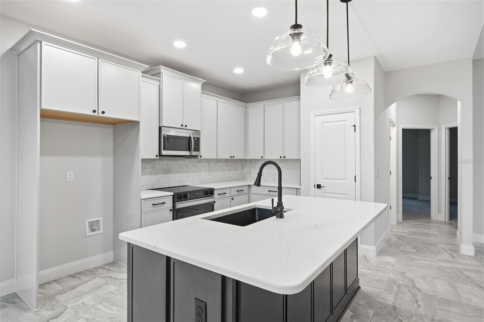 2 Biddle Pl Property Photo 24