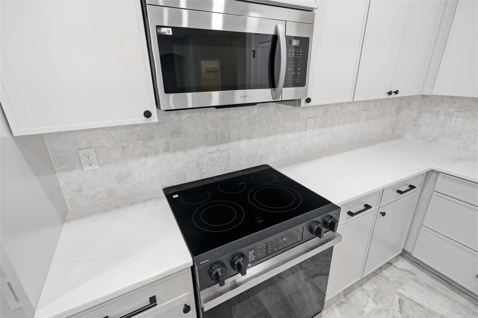 2 Biddle Pl Property Photo 27