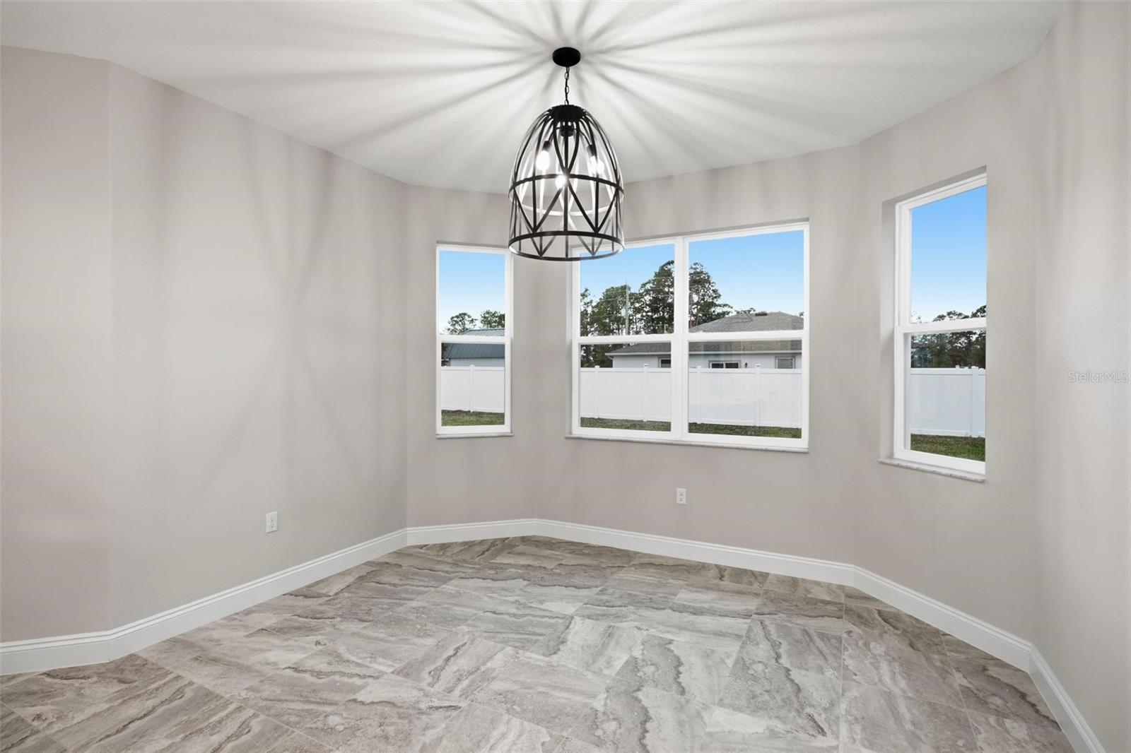 2 Biddle Pl Property Photo 32