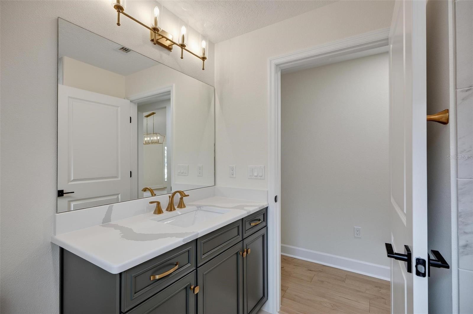 22 Eric Dr Property Photo 50