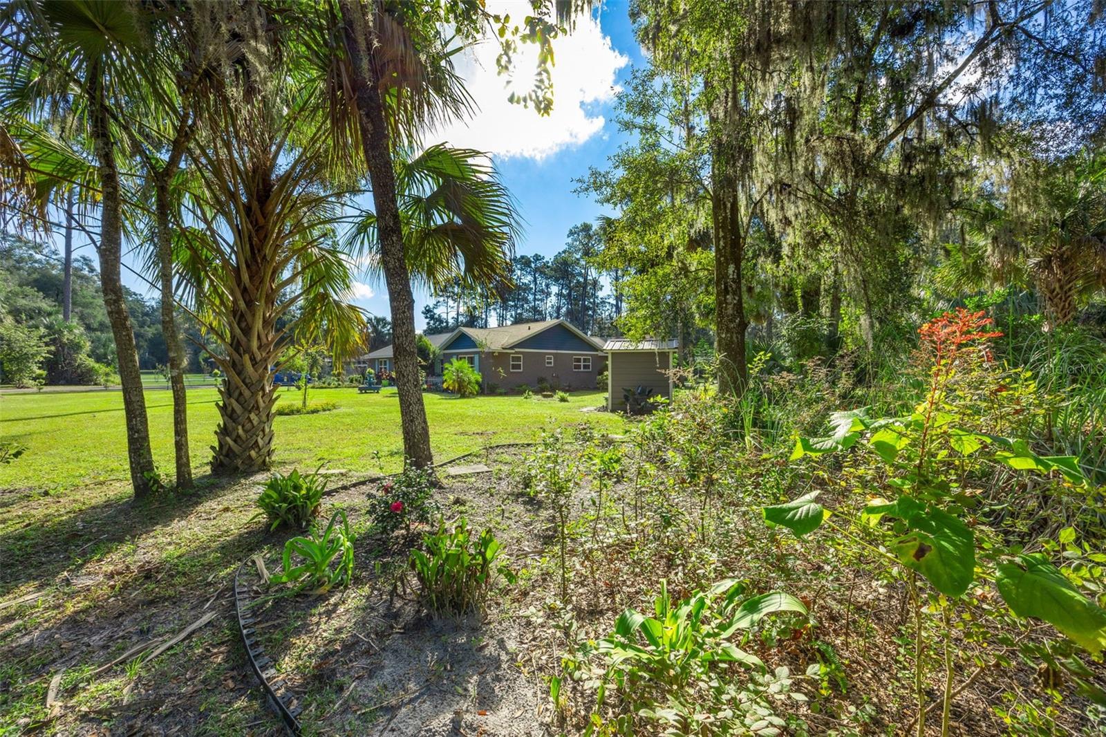 121 Herja Acre Ln Property Photo 3