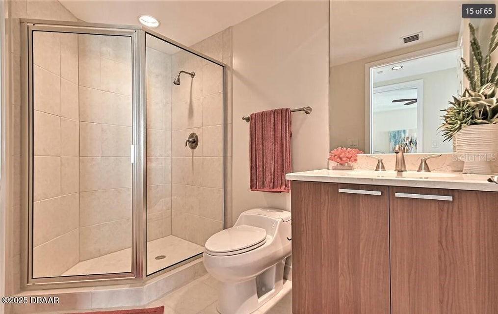 231 Riverside Dr #2206 Property Photo 15