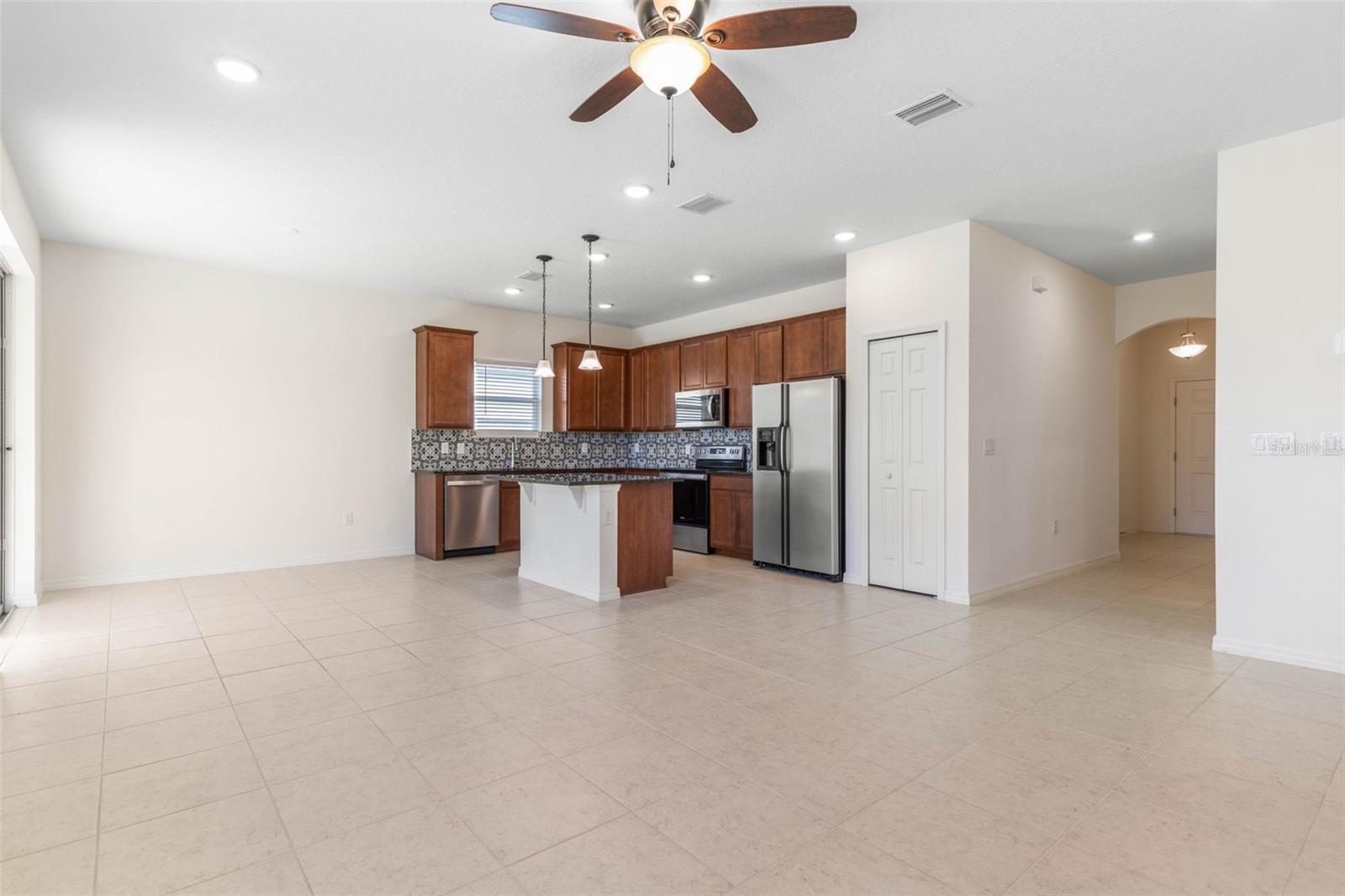 3 Oakleaf Way Property Photo 9