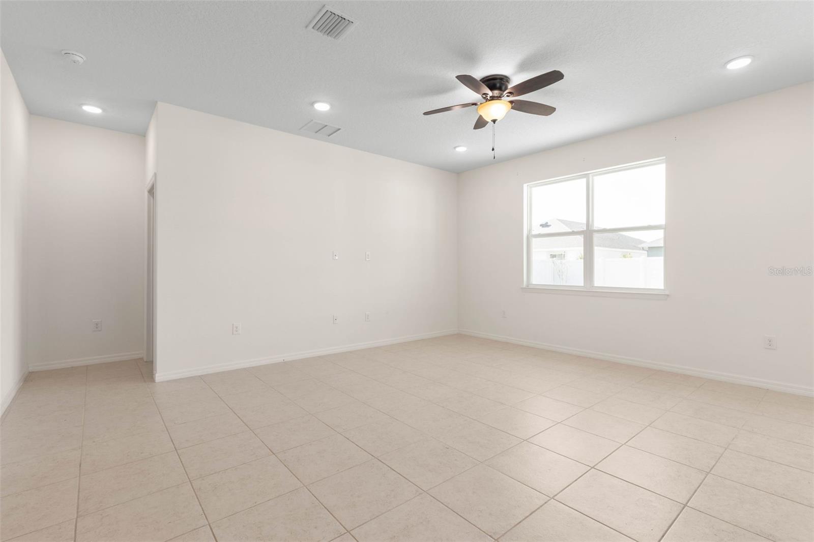 3 Oakleaf Way Property Photo 11
