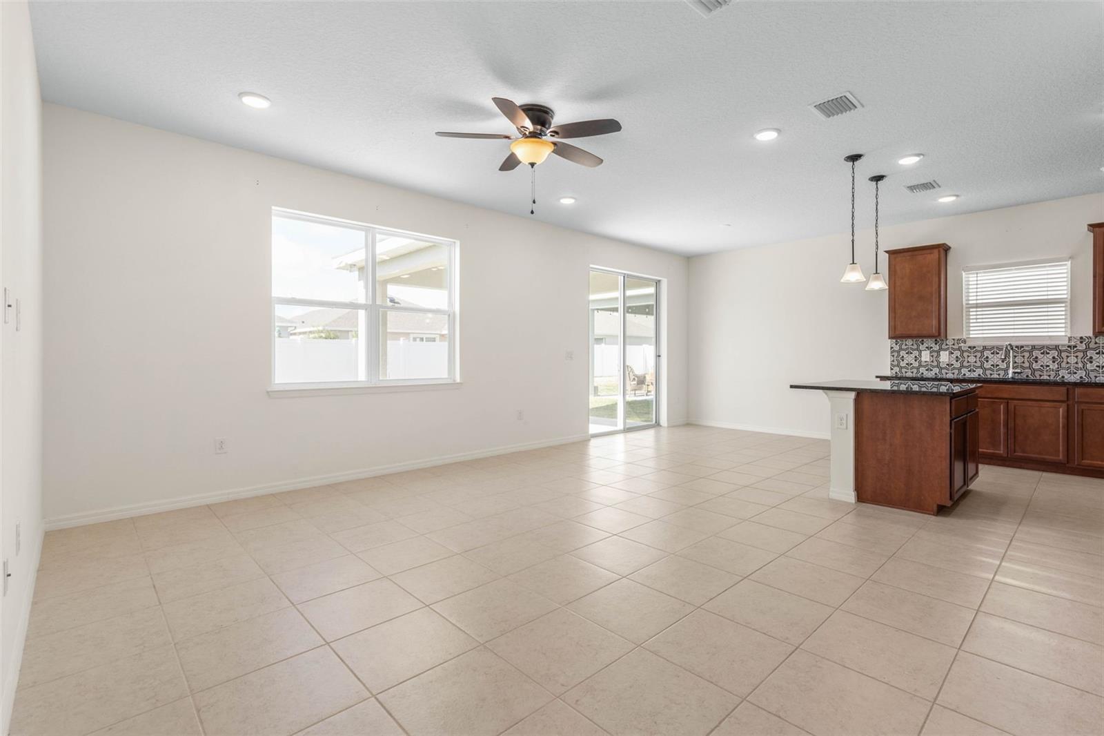 3 Oakleaf Way Property Photo 12