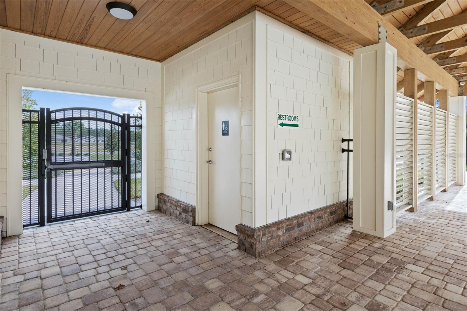 3 Oakleaf Way Property Photo 56
