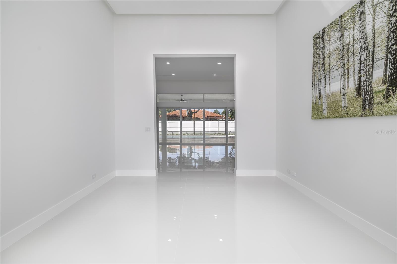 6 Rockne Ln Property Photo 13