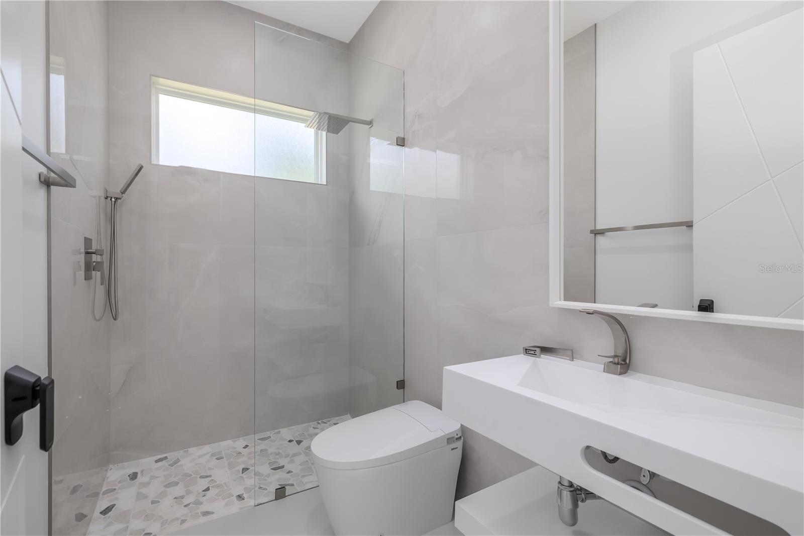 6 Rockne Ln Property Photo 40