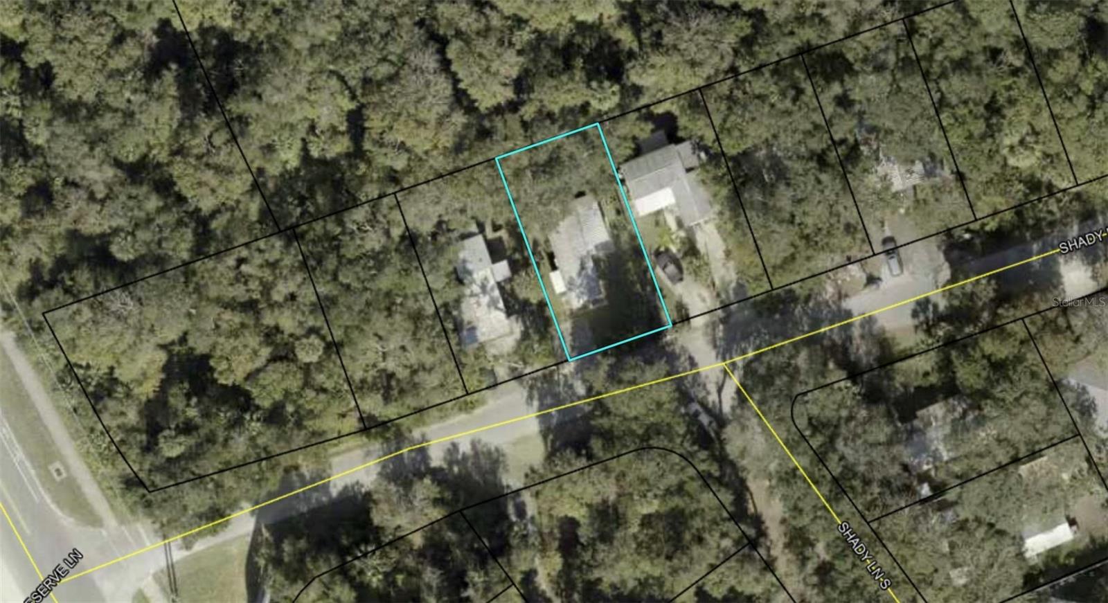7 Shady Ln N Property Photo 2