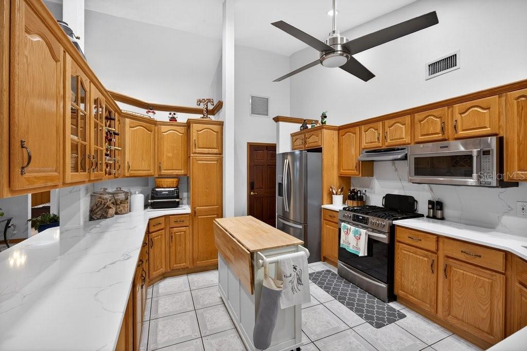 40 Franciscan Ln Property Photo 9