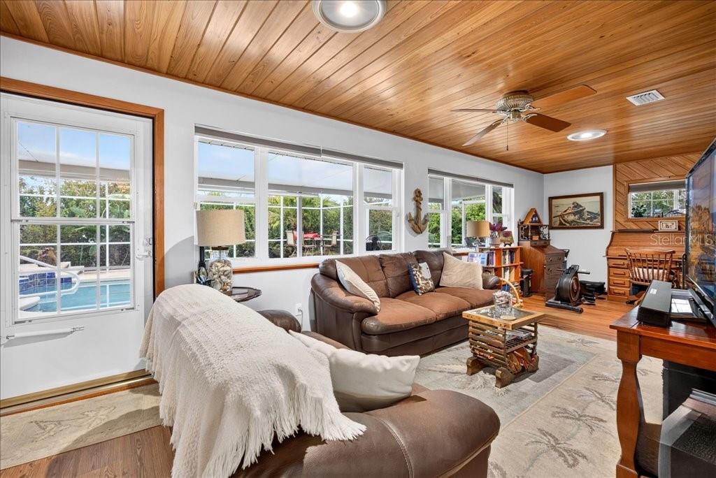40 Franciscan Ln Property Photo 22