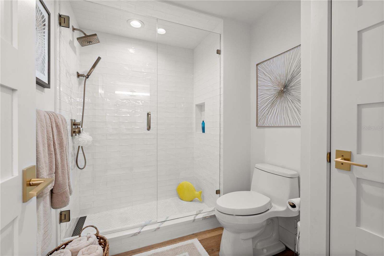 200 Ocean Crest Dr #312 Property Photo 45