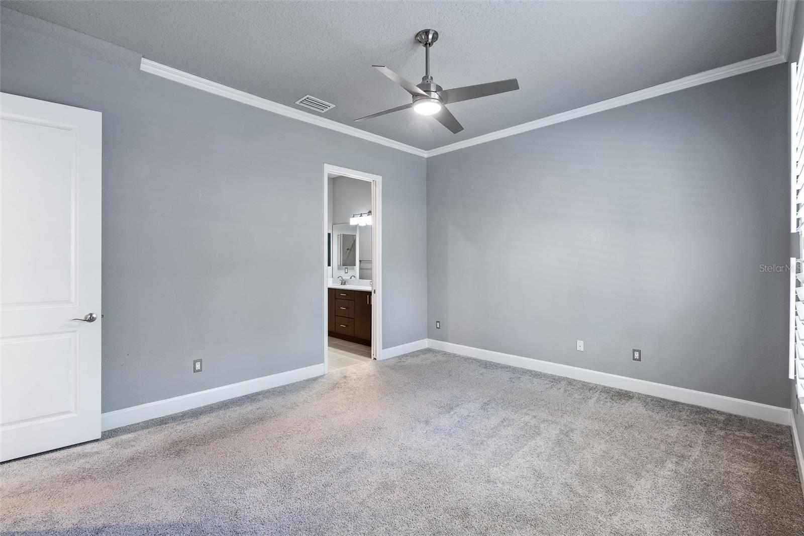 831 Pinewood Dr Property Photo 23
