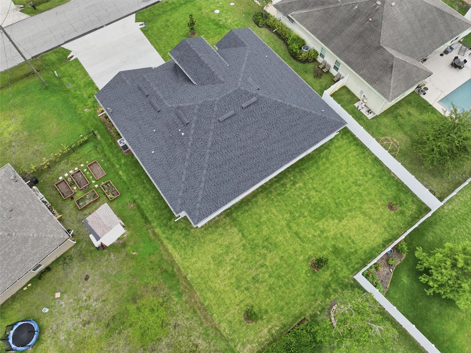 15 Eric Dr Property Photo 2