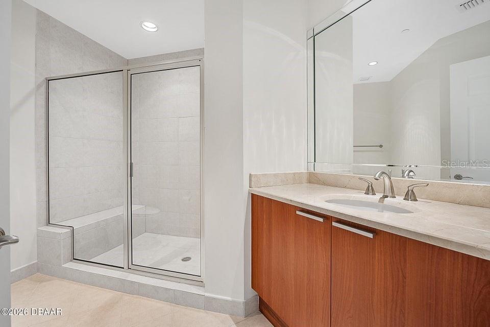231 Riverside Dr #2601-1 Property Photo 22