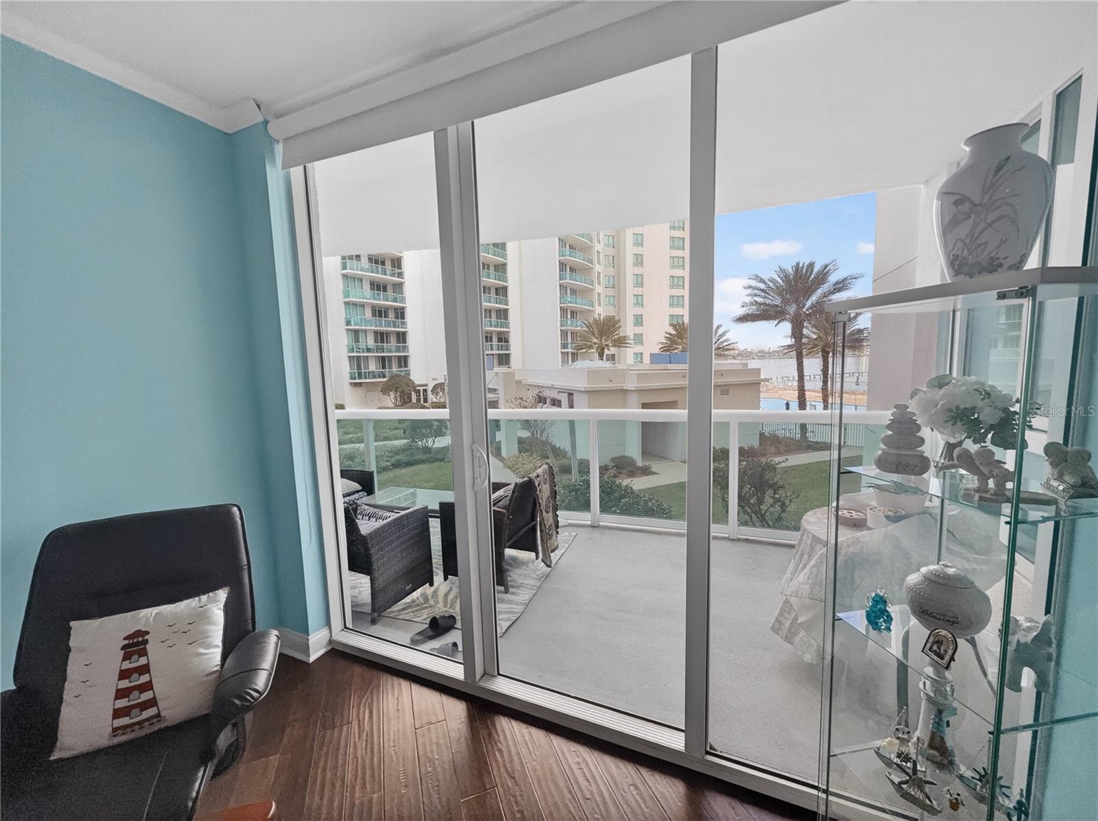 231 Riverside Dr #208-1 Property Photo 18
