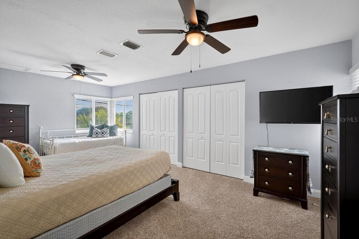 10 Fleming Ct Property Photo 45