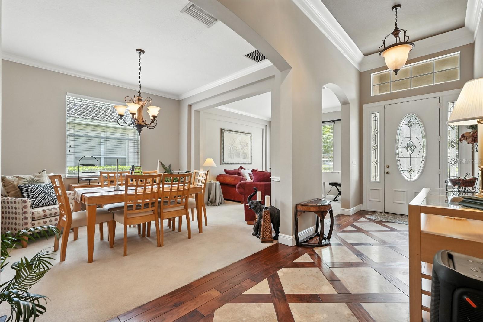 836 Wood Briar Loop Property Photo 4