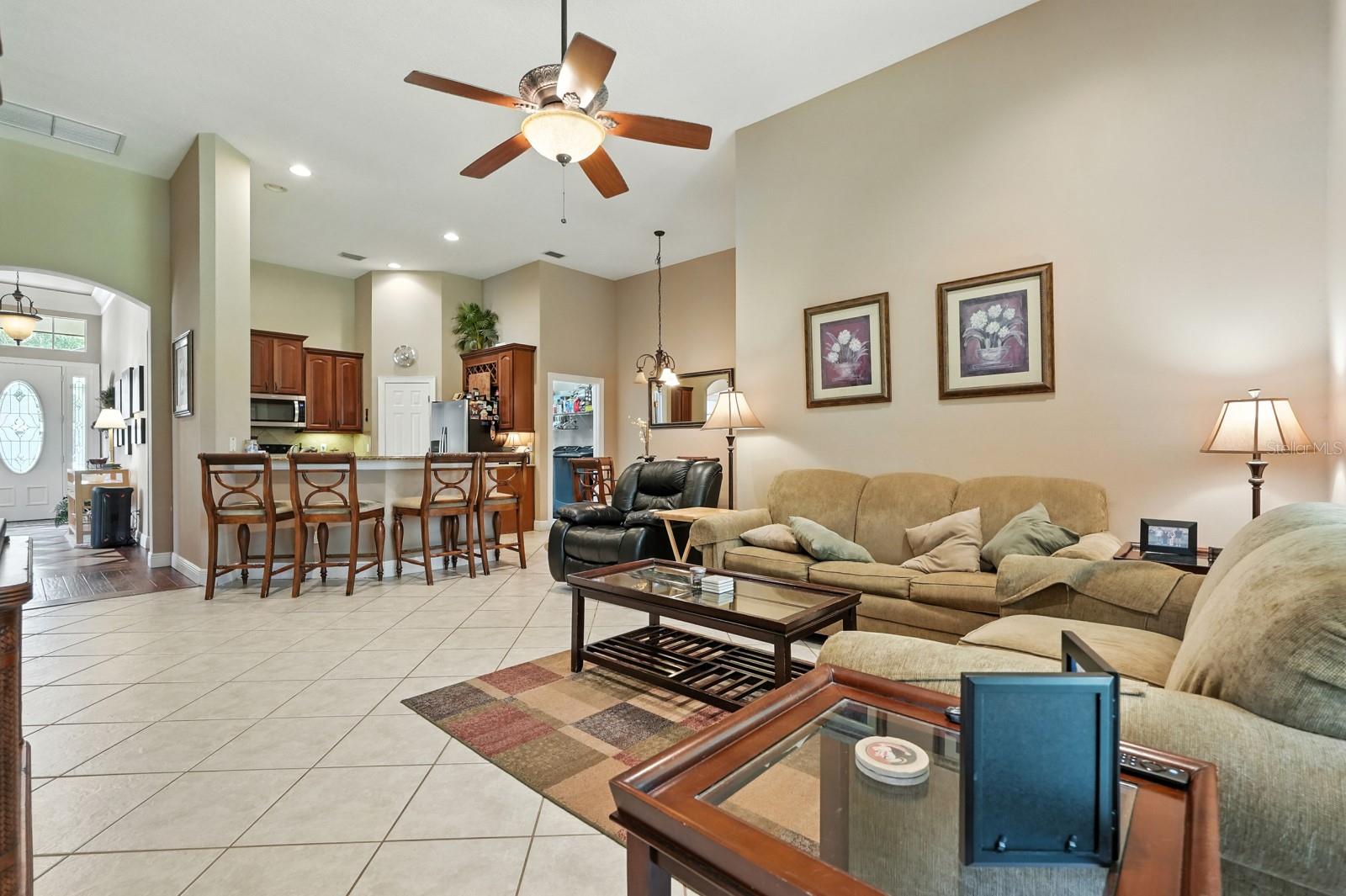 836 Wood Briar Loop Property Photo 9
