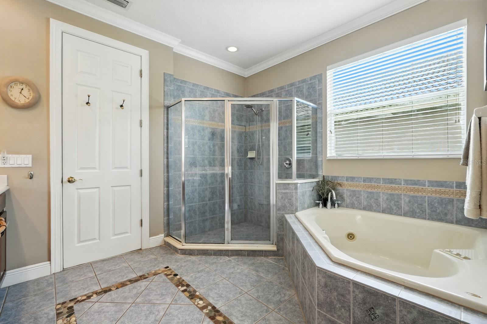 836 Wood Briar Loop Property Photo 22