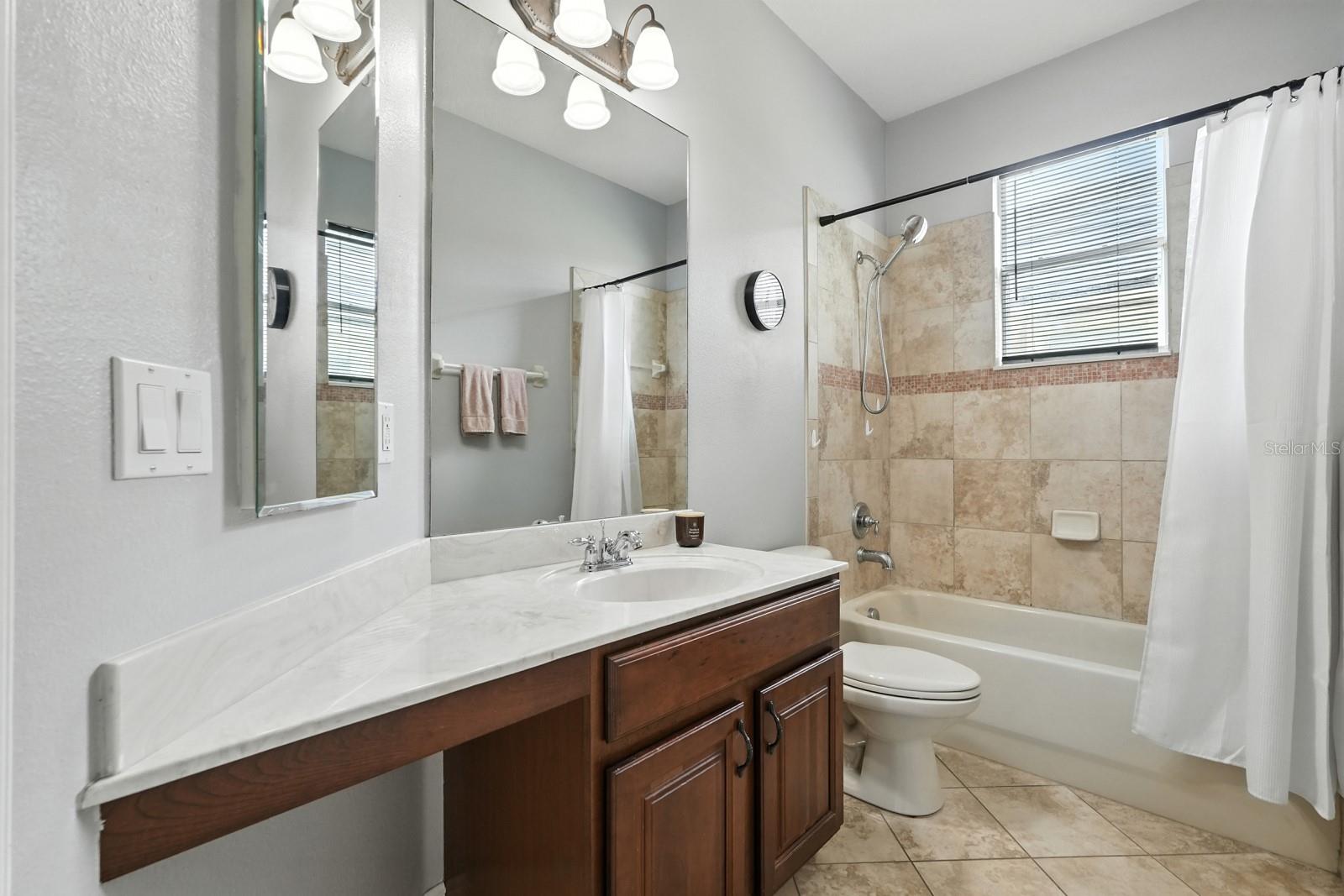 836 Wood Briar Loop Property Photo 31