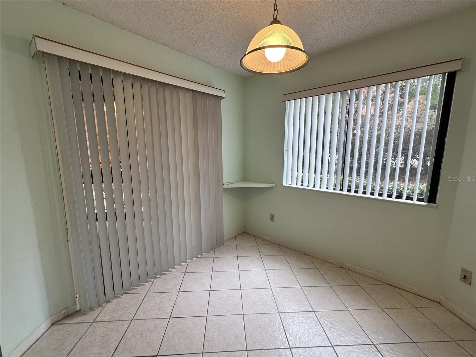 13 Surrey Ct #13 Property Photo 11