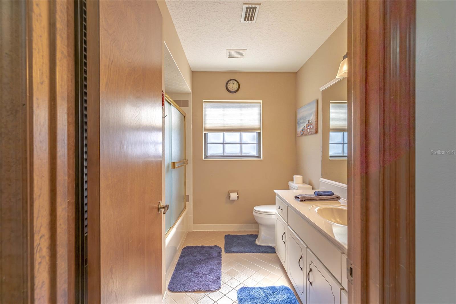 27 Cherrytree Ct Property Photo 15
