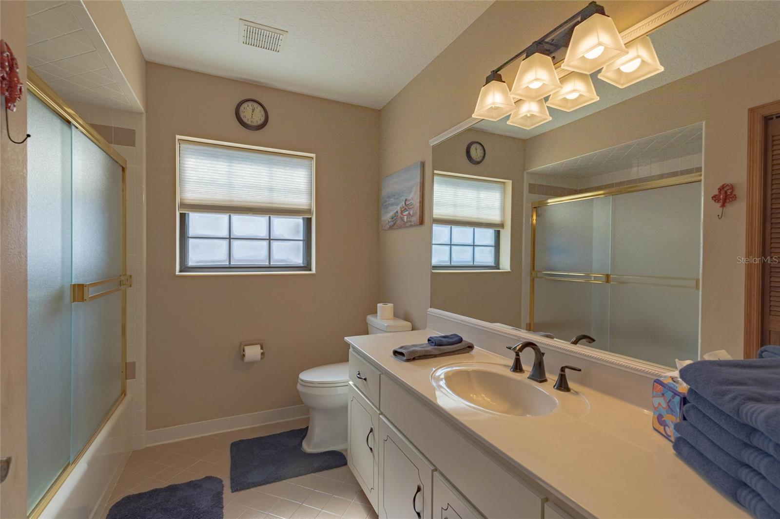 27 Cherrytree Ct Property Photo 16