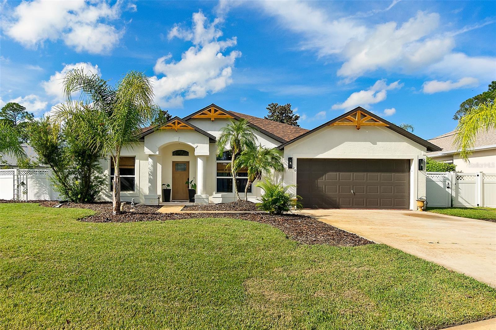 20 Eastwood Dr Property Photo 1