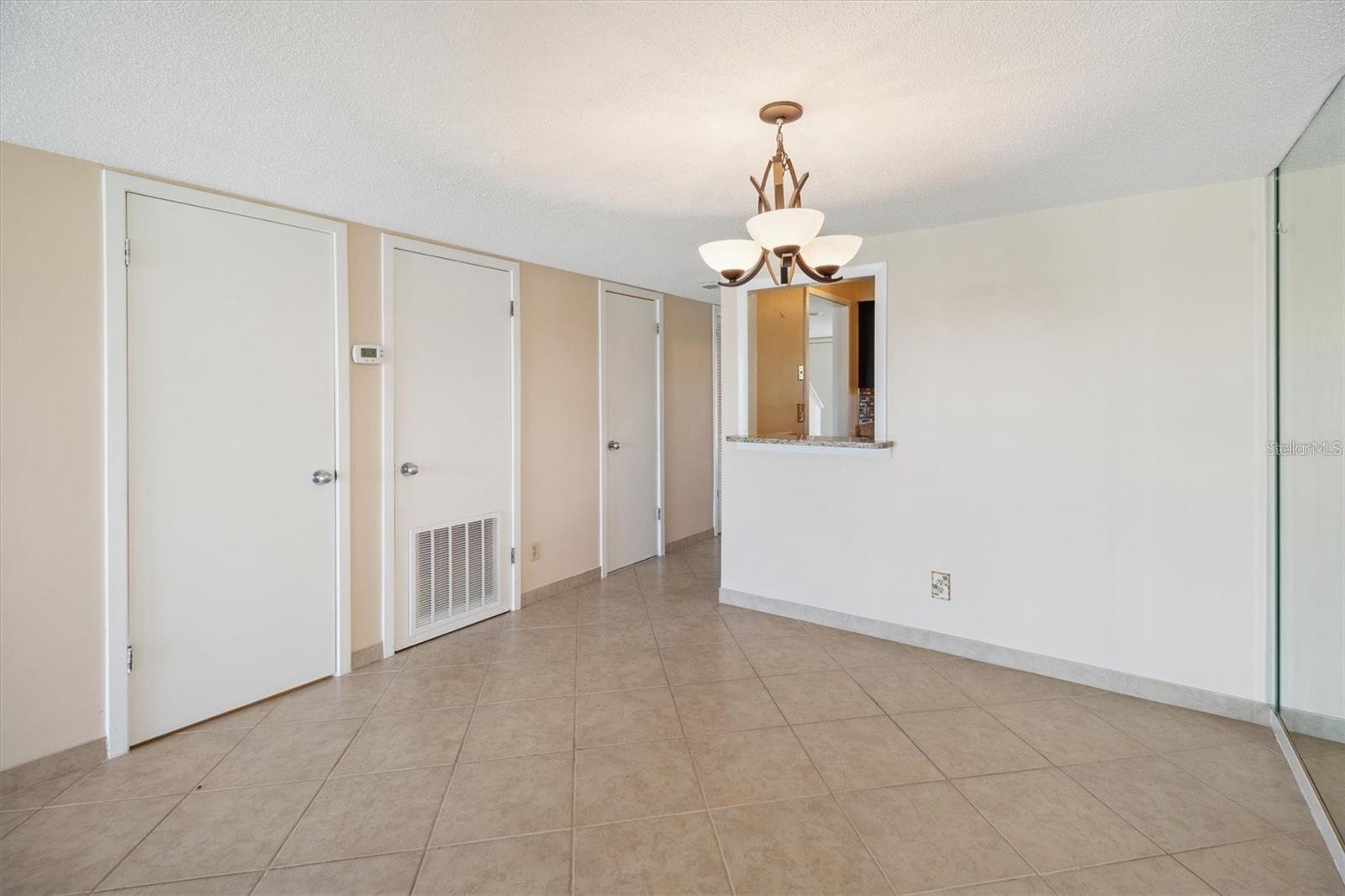 44 Club House Dr #105 Property Photo 12