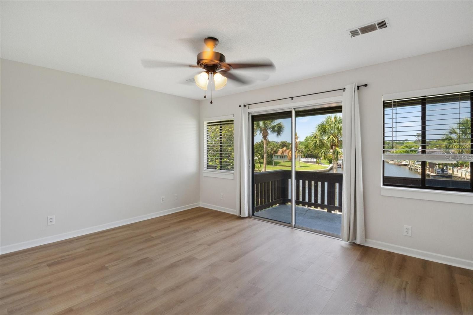 44 Club House Dr #105 Property Photo 19