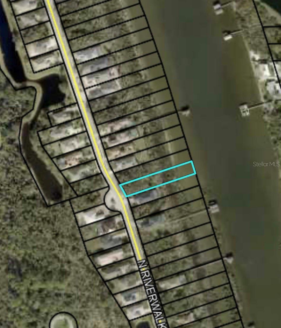 36 N Riverwalk Dr Property Photo 4