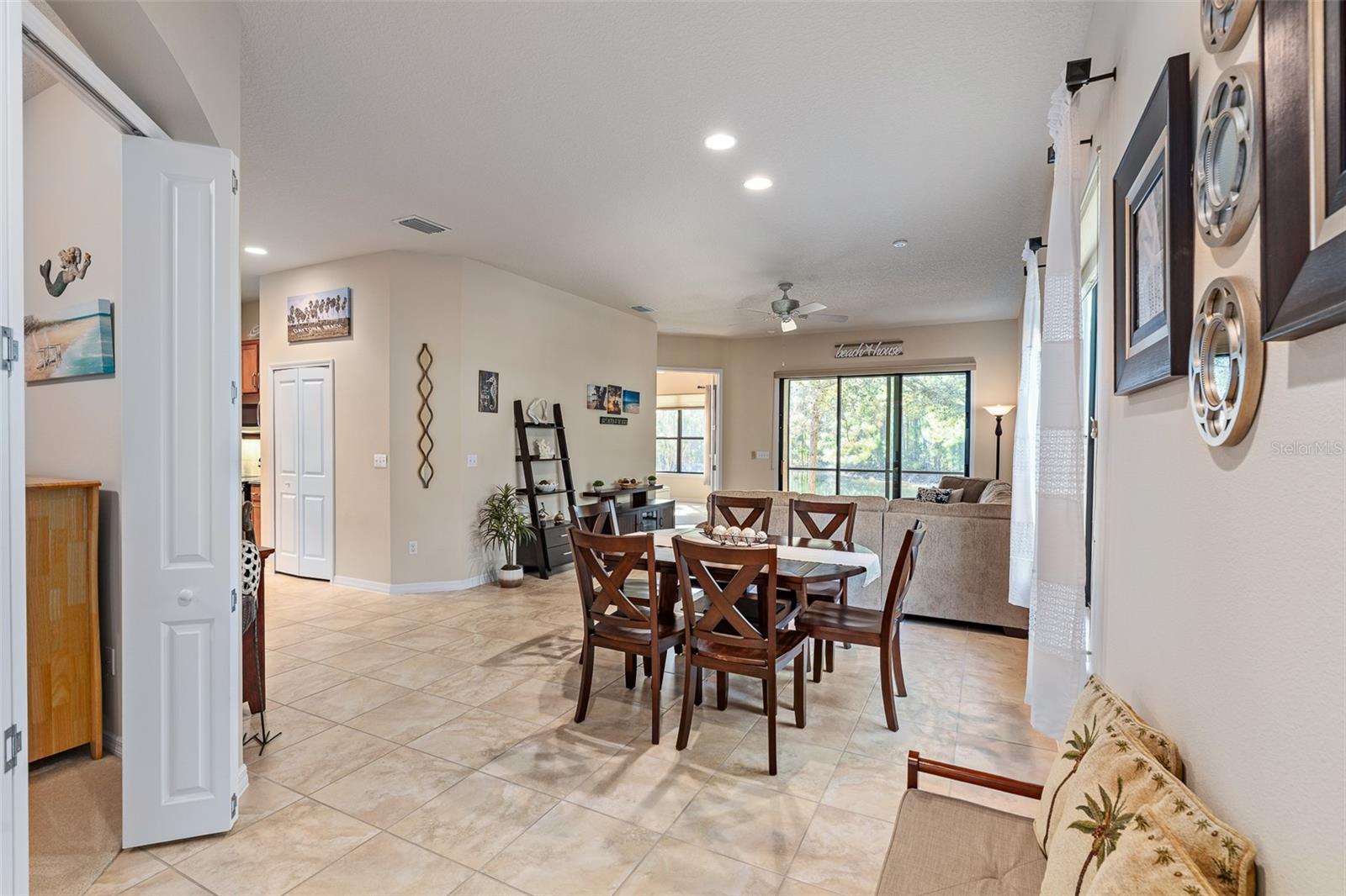 1000 Kilkenny Ln Property Photo 4