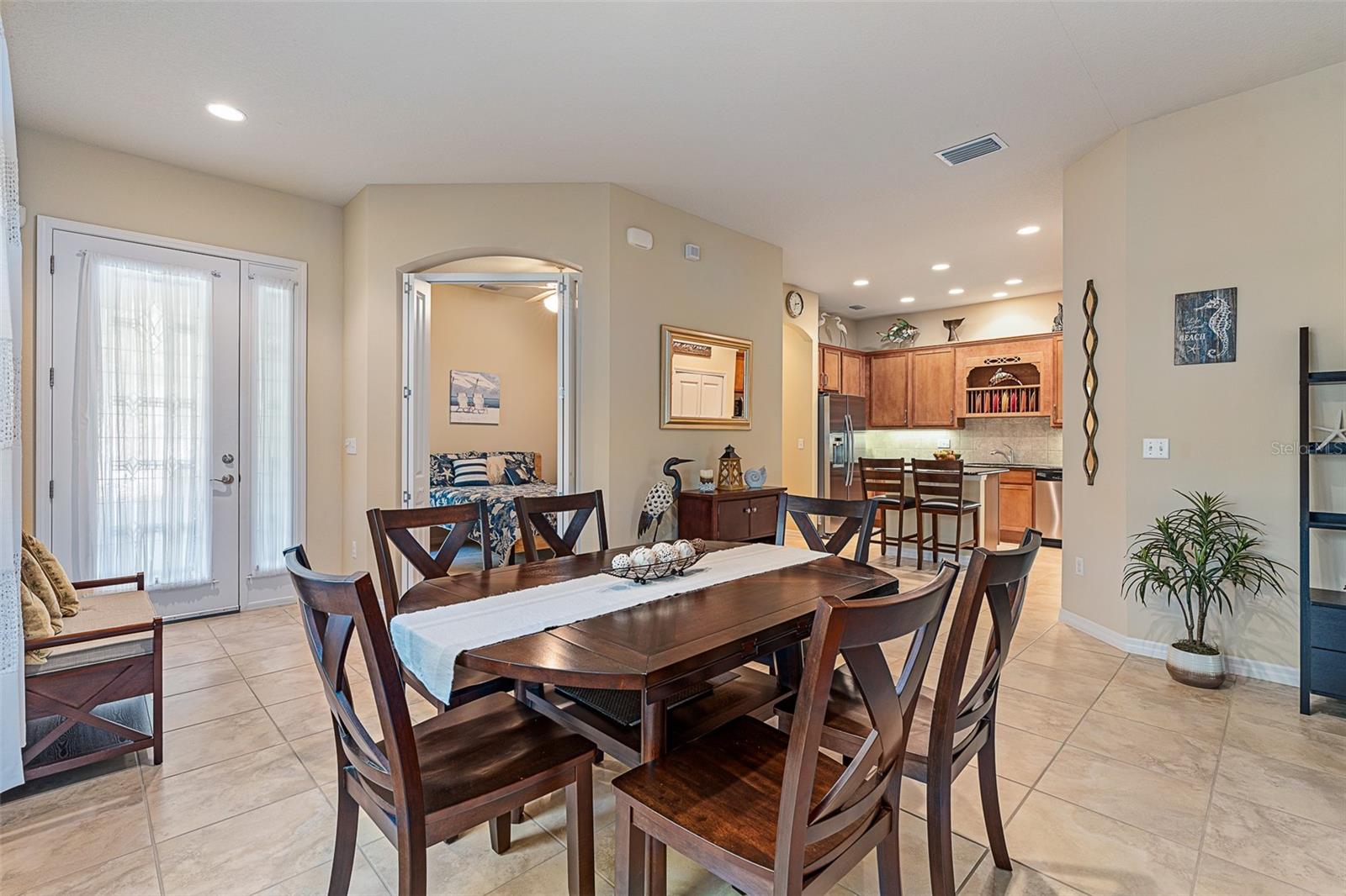 1000 Kilkenny Ln Property Photo 6