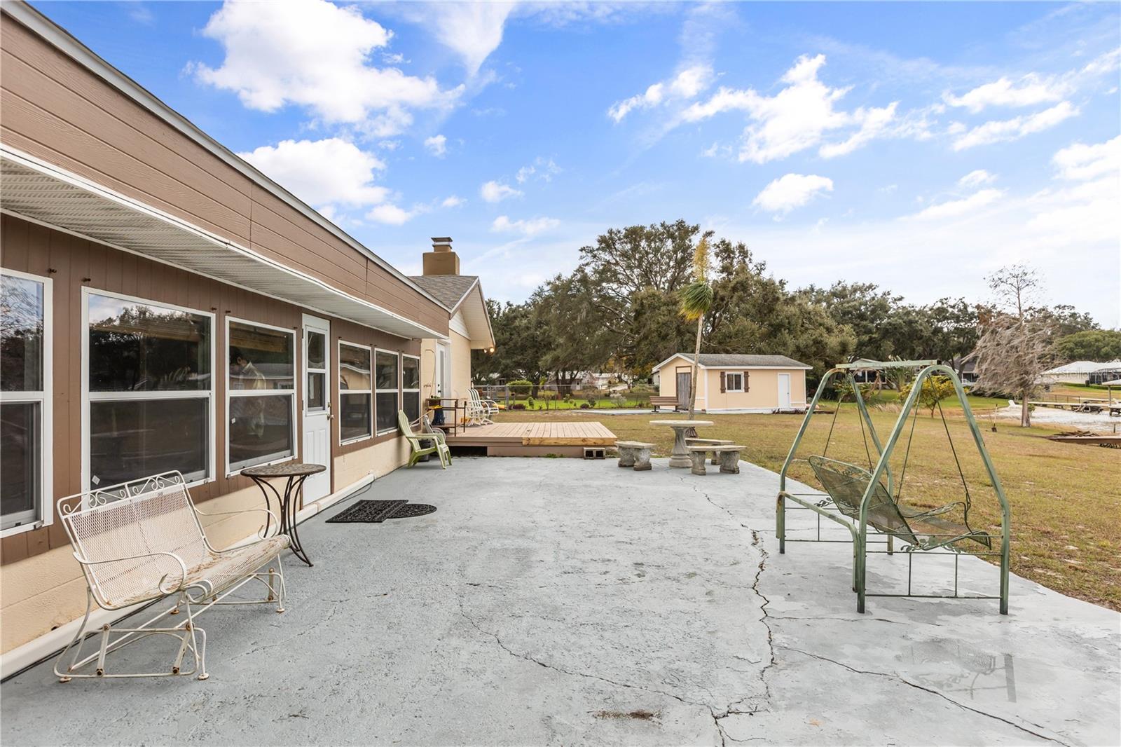 9909 Jacaranda Ave Property Photo 36