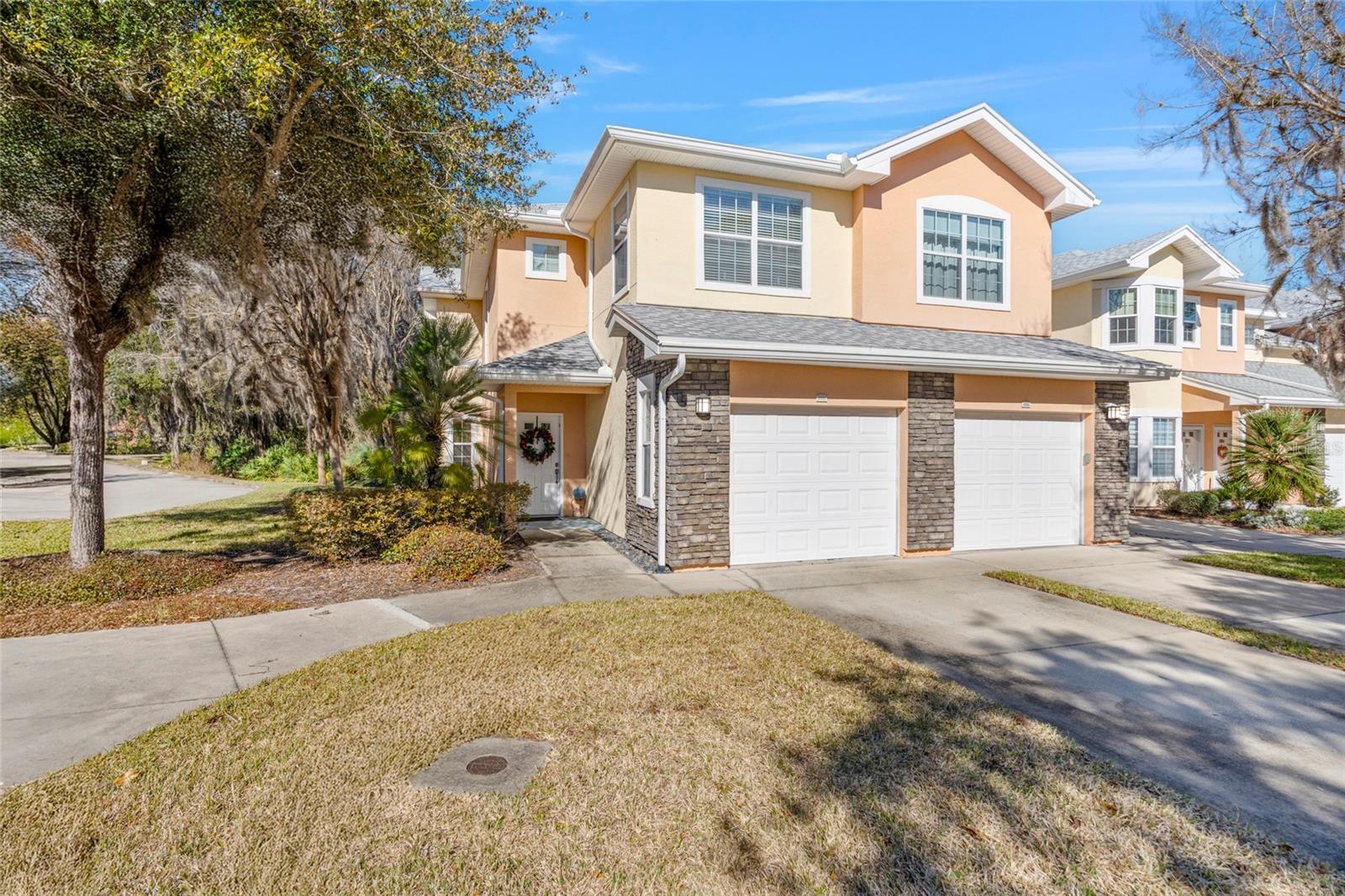 110 Magnolia Crossing Pt #1901 Property Photo 3